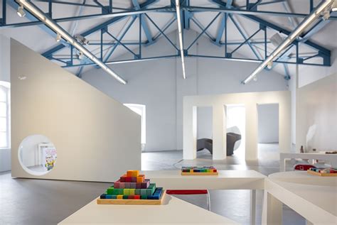 fondazione prada laboratori bambini|Accademia Aperta .